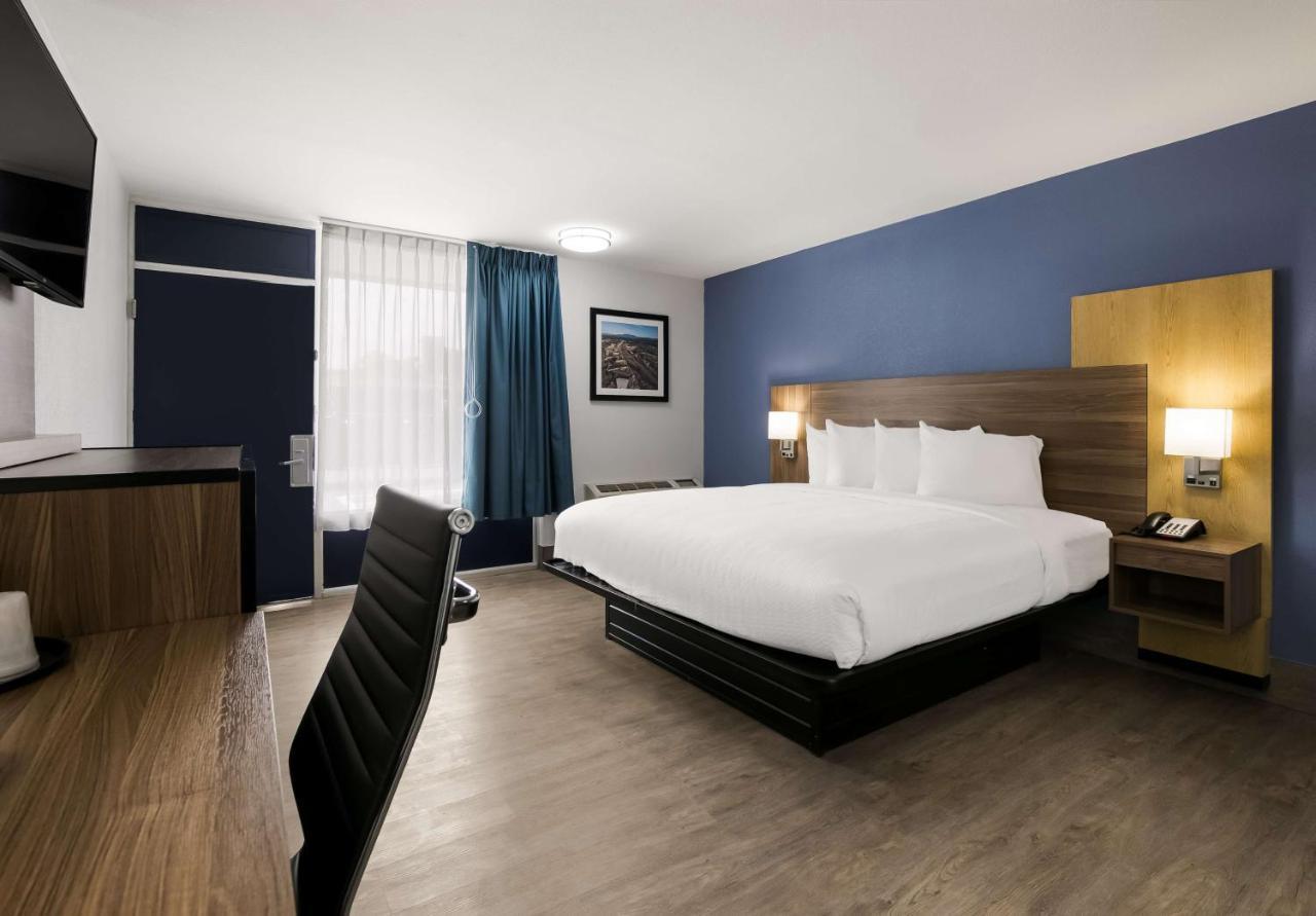 Surestay Plus By Best Western Pigeon Forge Exterior photo
